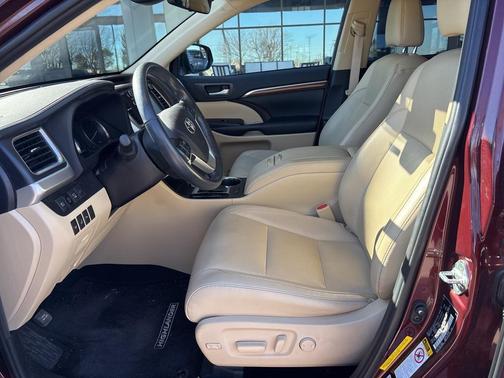 2019 Toyota Highlander Limited Platinum