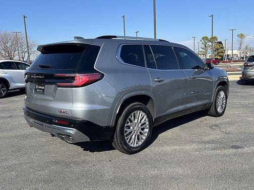 2024 GMC Acadia Denali