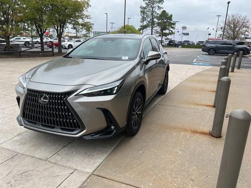 2025 Lexus NX 250 Premium