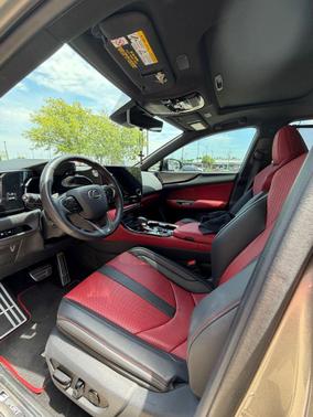 Atomic Silver 2025 Lexus NX 450h+ F SPORT Handling