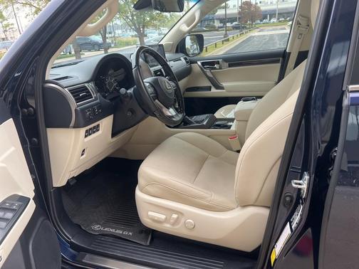 2023 Lexus GX 460 Premium