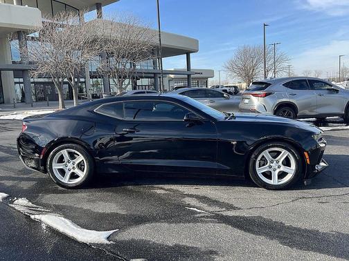 2018 Chevrolet Camaro 1LT