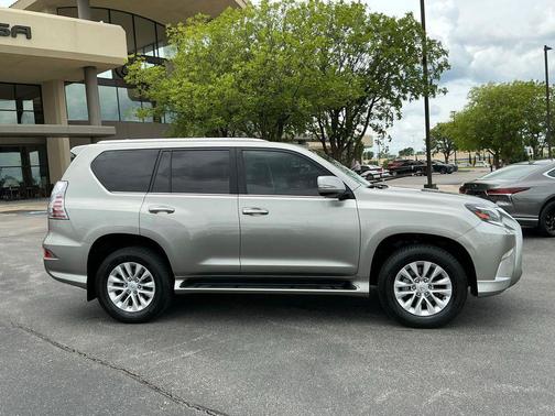 Atomic Silver 2021 Lexus GX 460 Premium