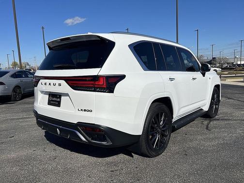 2025 Lexus LX 600 Base