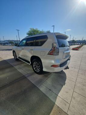 Starfire Pearl 2014 Lexus GX 460 Luxury
