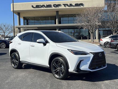 2026 Lexus NX 450h+ Luxury
