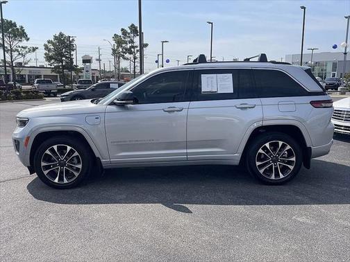 2023 Jeep Grand Cherokee 4xe Overland