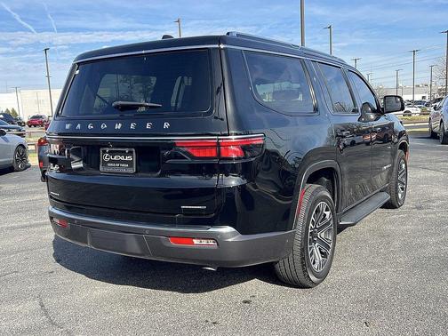 2022 Jeep Wagoneer Series III 4x4
