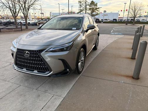 2025 Lexus NX 350 Premium