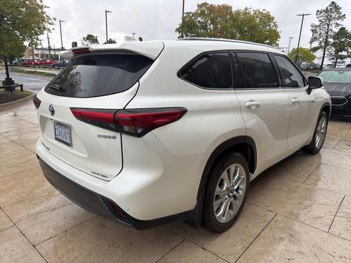 2021 Toyota Highlander Hybrid Limited