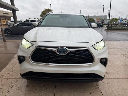 2021 Toyota Highlander Hybrid Limited