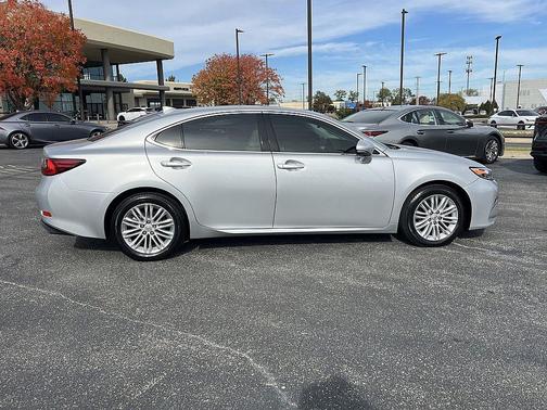 2017 Lexus ES 350 Base