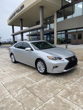2017 Lexus ES 350 Base