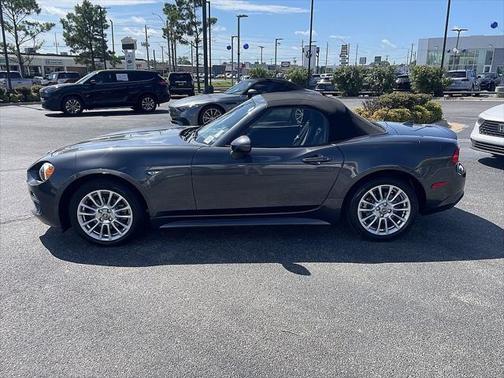2018 FIAT 124 Spider Base