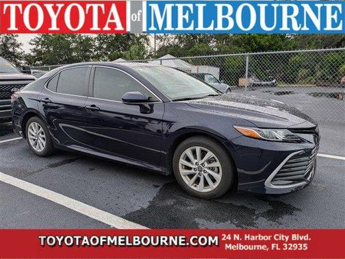 2022 Toyota Camry LE