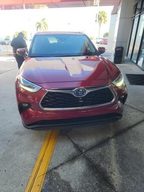 2021 Toyota Highlander Hybrid Limited