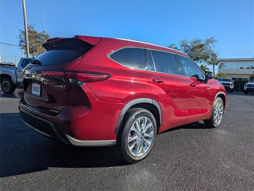 2021 Toyota Highlander Hybrid Limited