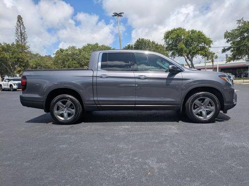 Pewter Metallic 2023 Honda Ridgeline RTL-E