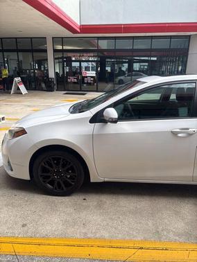 Super White 2016 Toyota Corolla S w/Special Edition Pkg