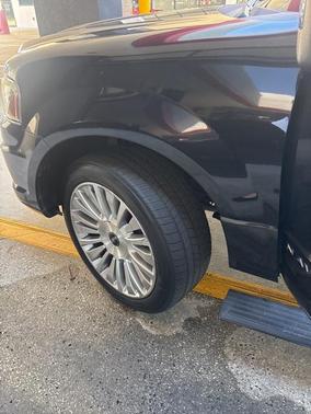 2015 Lincoln Navigator Base