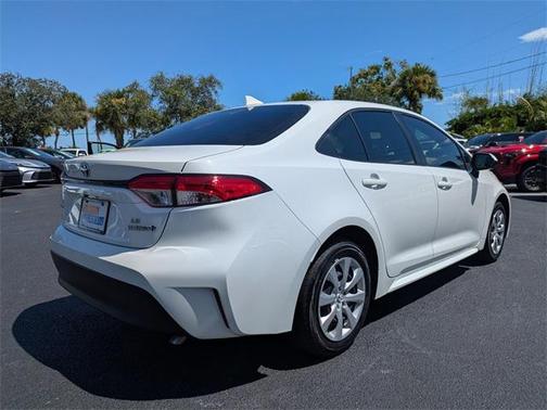 2024 Toyota Corolla Hybrid LE