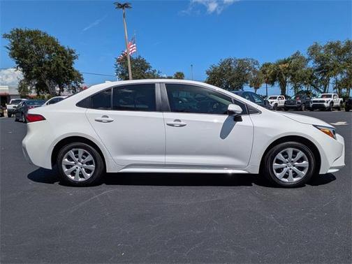 2024 Toyota Corolla Hybrid LE