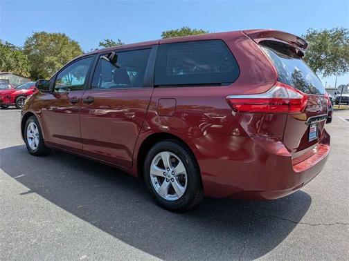 2015 Toyota Sienna L