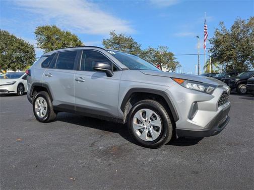 2019 Toyota RAV4 LE