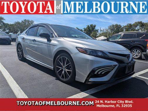 Celestial Silver Metallic 2023 Toyota Camry SE