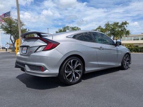 Lunar 2018 Honda Civic Si