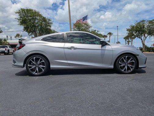 Lunar 2018 Honda Civic Si