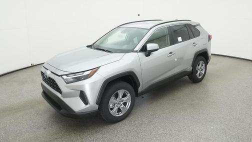 2025 Toyota RAV4 Hybrid XLE