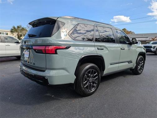 2024 Toyota Sequoia Platinum