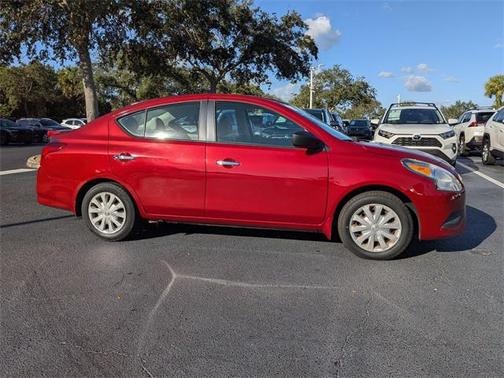2015 Nissan Versa 1.6 SV