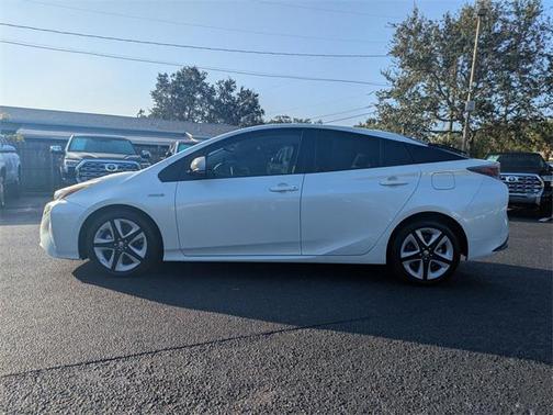 2016 Toyota Prius Four Touring