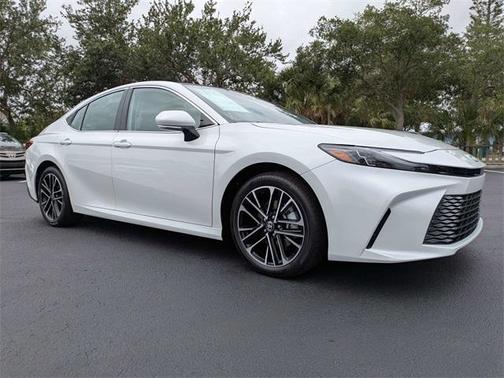 2025 Toyota Camry XLE