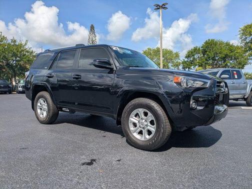 Midnight Black Metallic 2021 Toyota 4Runner SR5