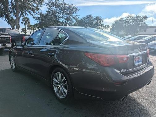 2015 INFINITI Q50 Premium