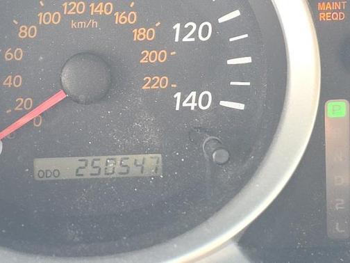 2006 Toyota Highlander Base w/o 3rd Row (A4)