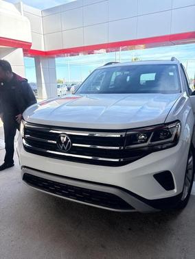 2023 Volkswagen Atlas 3.6L SE w/Technology