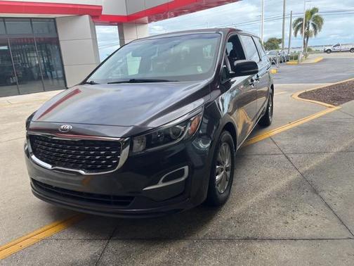 2020 Kia Sedona LX