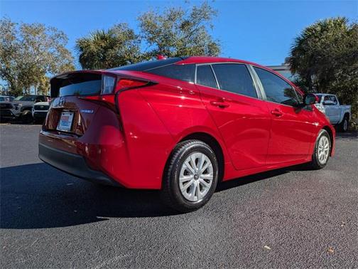 2019 Toyota Prius LE