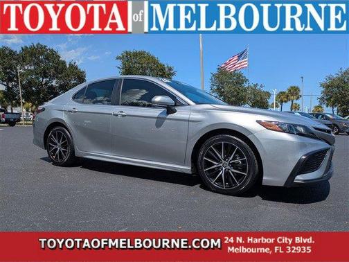 2024 Toyota Camry SE