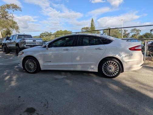 2014 Ford Fusion Hybrid Titanium