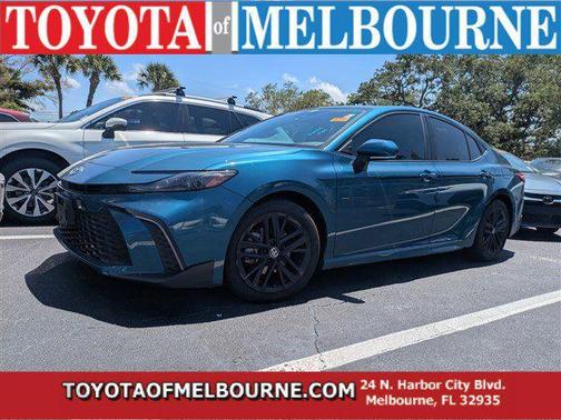 Ocean 2025 Toyota Camry SE