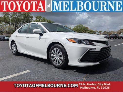 2022 Toyota Camry LE