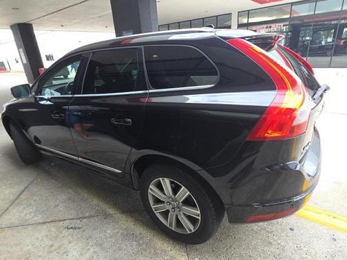 2016 Volvo XC60 T6 Drive-E