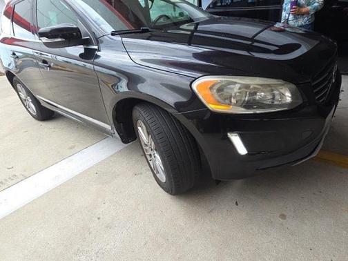 2016 Volvo XC60 T6 Drive-E