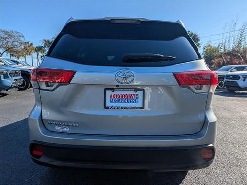 2018 Toyota Highlander LE