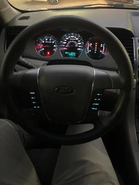 2012 Ford Taurus SE